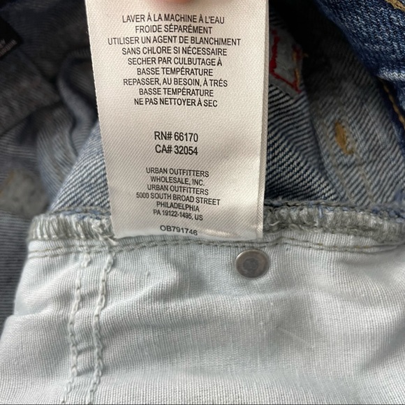 BDG NWT URBAN OUTFITTERS HIGH RISE BLUE BUTTON DOWN LEG JEANS 24 - Picture 10 of 10